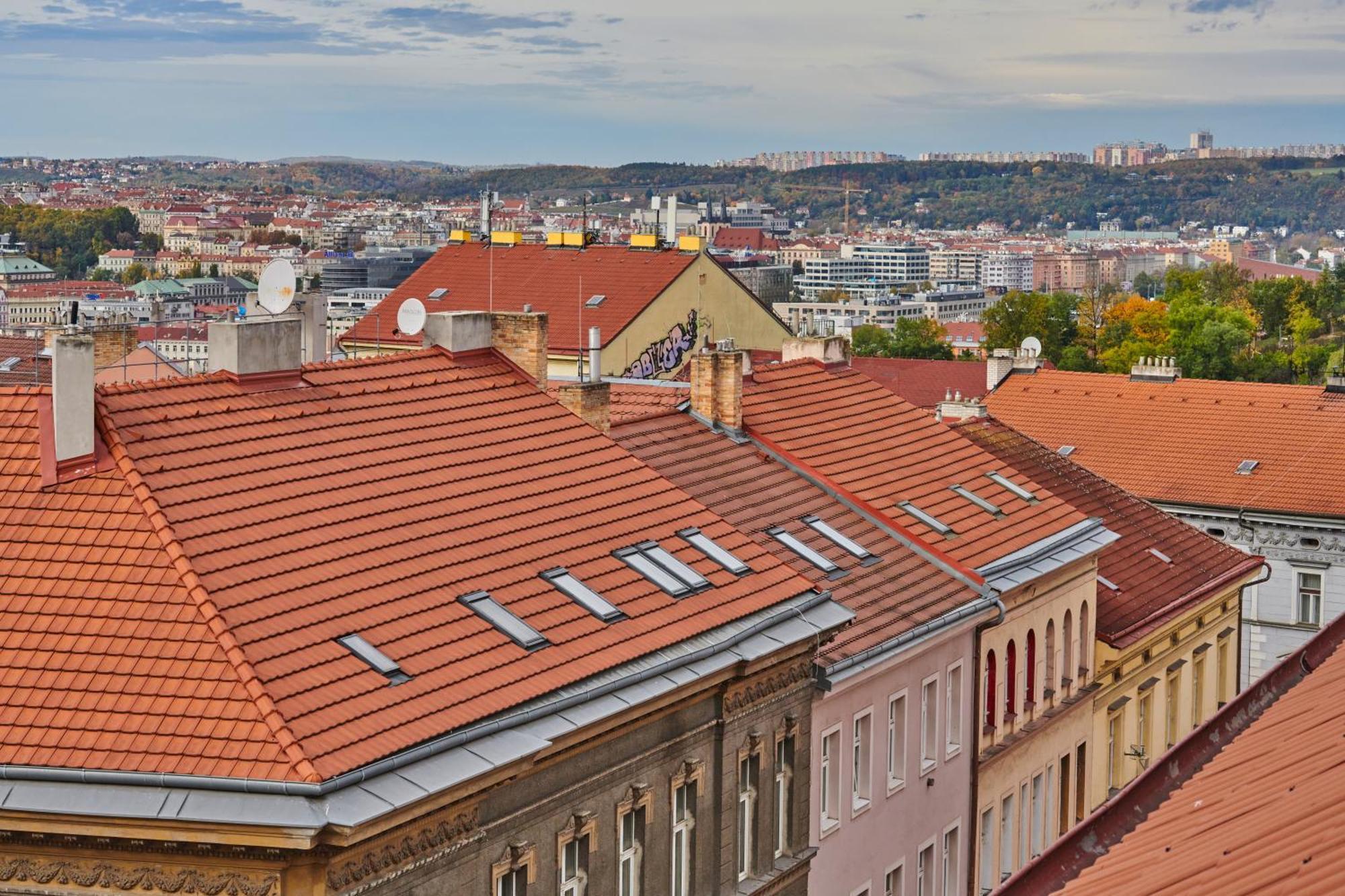 Stylish In Heart Of Zizkov Near Iconic Sites * Praga